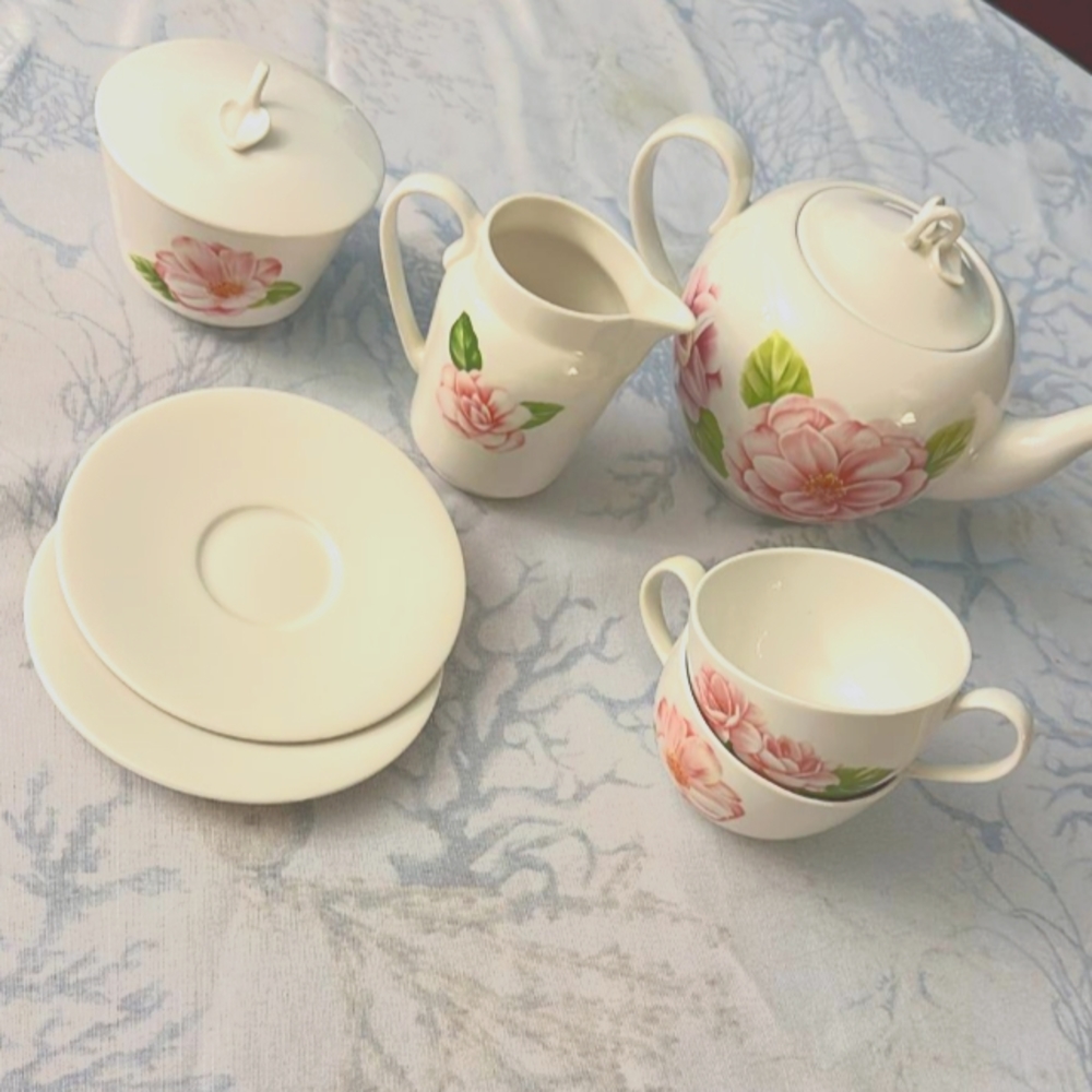Martha Stewart Collection Tea service Set